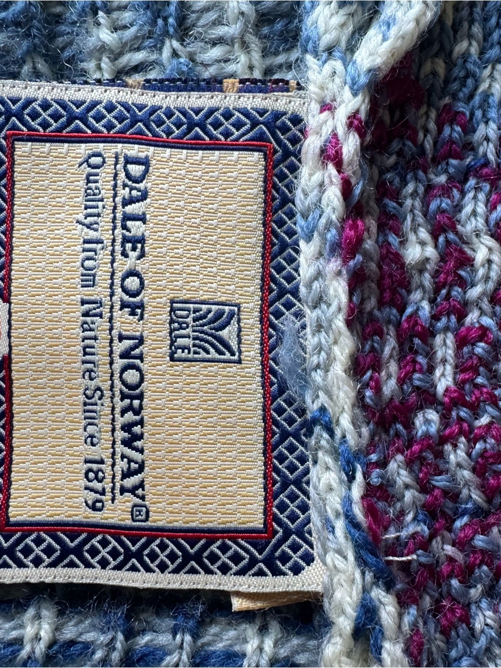 Dale of Norway Classic Nordic Knit Cardigan Jacket Cream & Blue - Picture 9 of 9